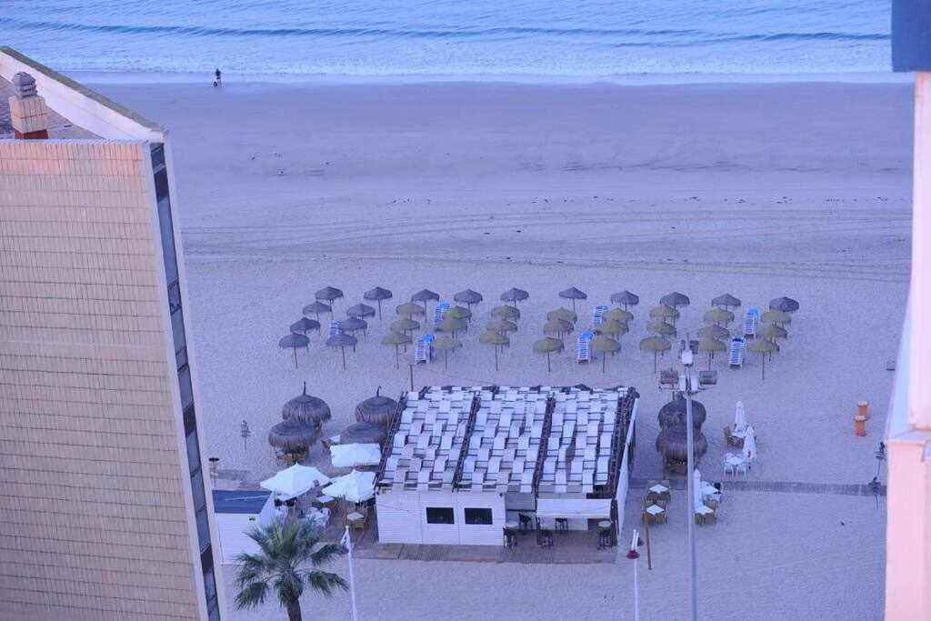 Atico Apartamento Loft Playa Victoria Cádiz Exteriör bild