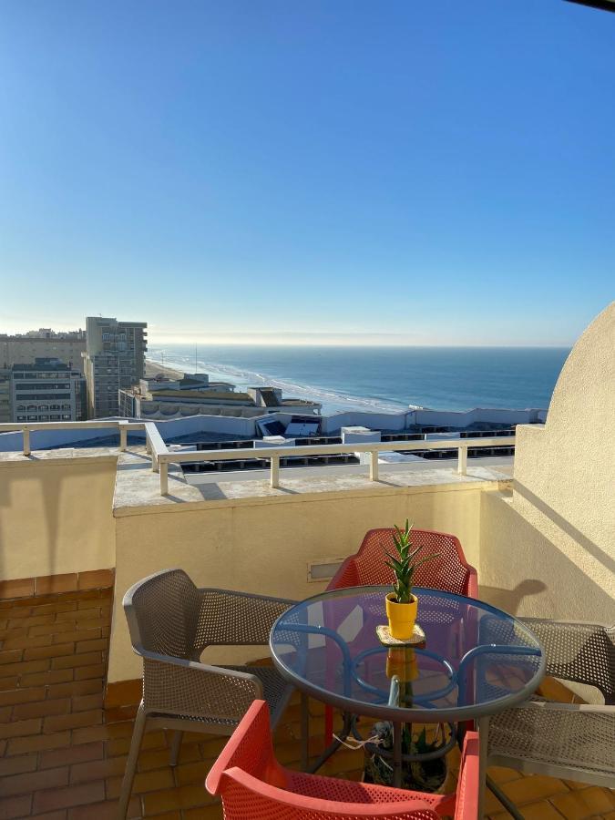 Atico Apartamento Loft Playa Victoria Cádiz Exteriör bild